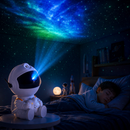 Mini Projetor Astronauta Galáxia Luz Noturna Estrela LED Decoração Quarto Infantil USB Rotação 360°